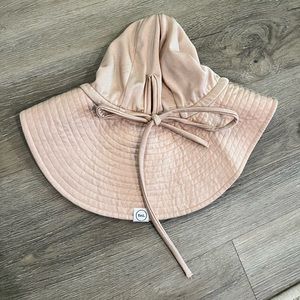 Fini the Label floppy hat 3-6Y EUC